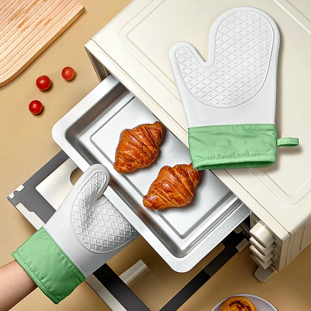Alt view image 4 of 7 - Silicone Oven MittsHeat Resistant up to 500°F, Oven Gloves with Soft Lining, Non-Slip Kitchen Essentials, Kitchen Gadgets, Apartment Essentials, Great Gift for Cooking (Grey&green-1pair)