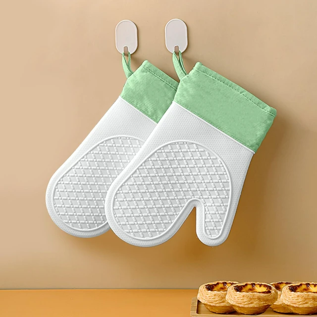 Alt view image 6 of 7 - Silicone Oven MittsHeat Resistant up to 500°F, Oven Gloves with Soft Lining, Non-Slip Kitchen Essentials, Kitchen Gadgets, Apartment Essentials, Great Gift for Cooking (Grey&green-1pair)