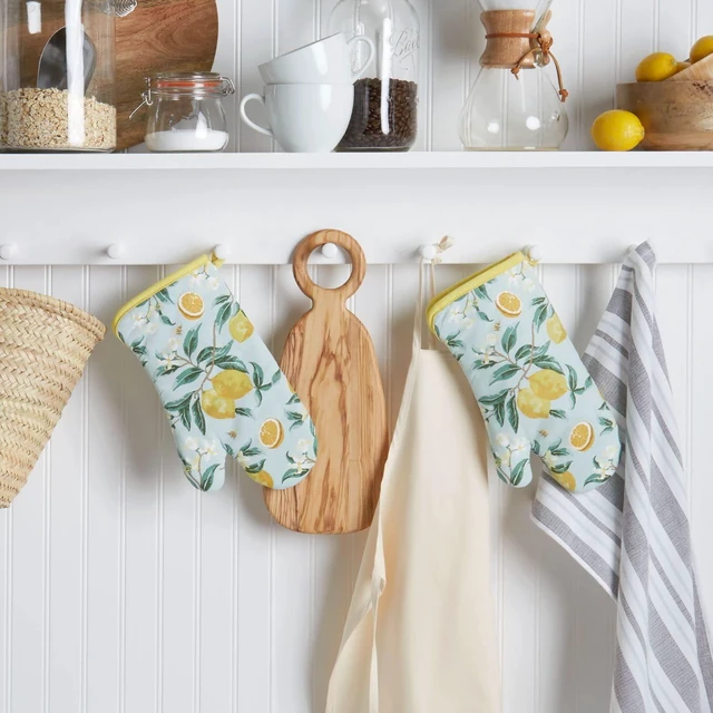 Alt view image 2 of 4 - Lemon Whimsy Oven Mitt 2-Pack Set, Yellow, 7"x13"