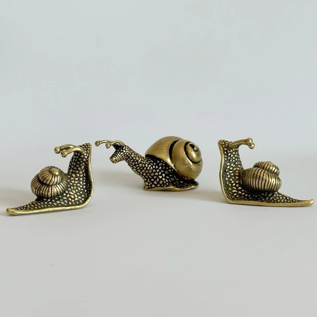 Main image of 3Pcs Brass Snail Statue Set,Vintage Mini Copper Figurines for Desk Garden | Charming mini brass snail sculptures,3-piece set adds vintage warmth and rustic character to any desk,shelf,garden or pond