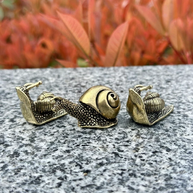 Alt view image 2 of 7 - 3Pcs Brass Snail Statue Set,Vintage Mini Copper Figurines for Desk Garden | Charming mini brass snail sculptures,3-piece set adds vintage warmth and rustic character to any desk,shelf,garden or pond