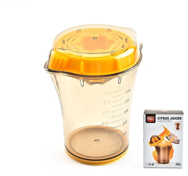 Main image of Manual Citrus Juicer Cup, Citrus Squeeze Cup with Strainer, Portable Hand Fruit Squeezer with Lid, Mini Lemon Orange Juice Extractor, Clear Juice Cup for Travel, Camping, Home Kitchen, 600ml/20oz