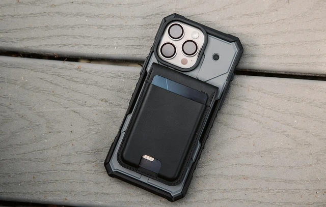 Alt view image 2 of 7 - UAG Metropolis Slim Wallet, MagSafe Compatible, PU Vegan Leather Black