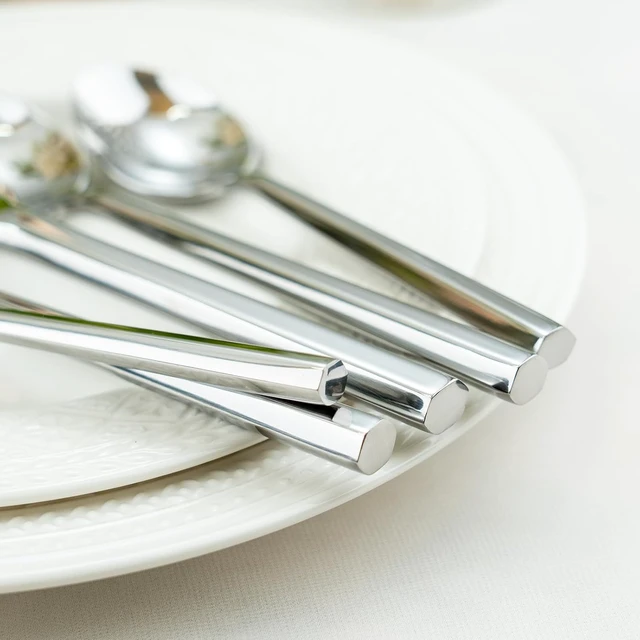Alt view image 4 of 7 - Hexagon 40-Piece Forged Silverware Set Stainless Steel Flatware Set Cutlery Set,Service for 8,Mirror Finish,Dishwasher Safe