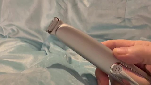 Alt view image 2 of 6 - Dog Paw Trimmer with LED Light & Skin-Friendly Curved Blade