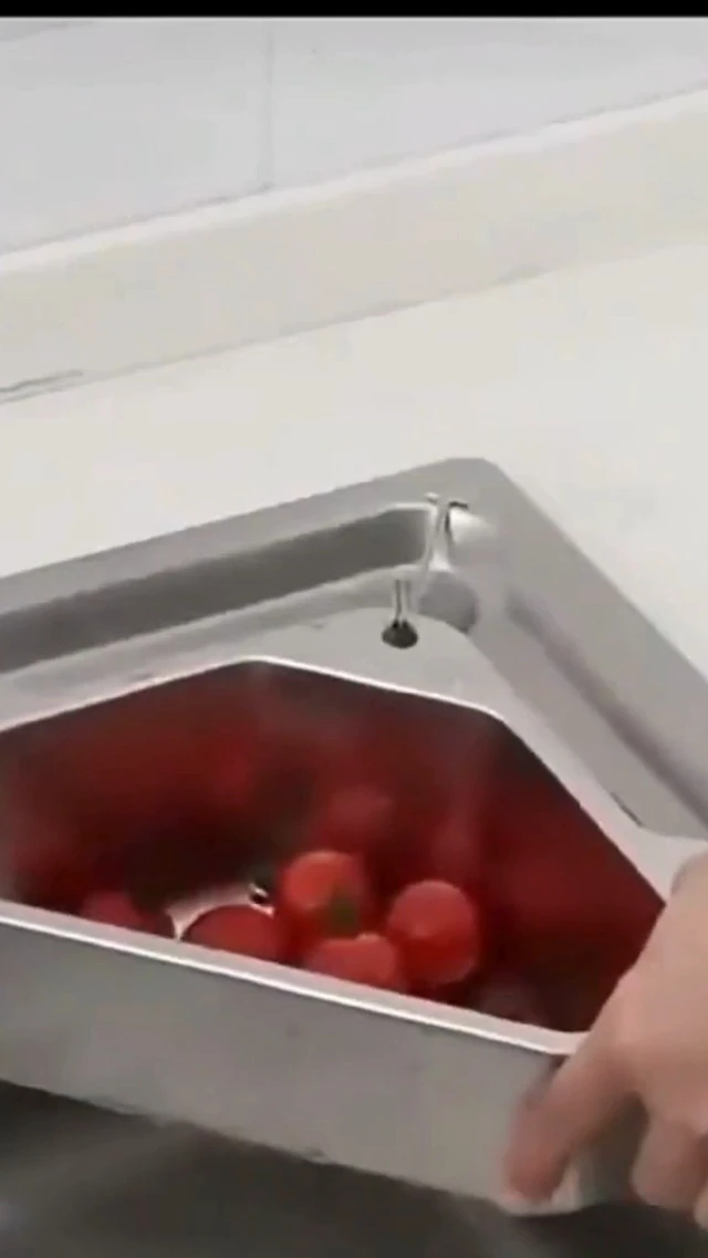 Alt view image 3 of 5 - Triangle Sink Strainer, Corner Sink Strainer, Multifunction Sink Drain Strainer Basket, Stainless Steel Food Catcher Strainer for Kitchen Waste, Vegetable, Fruits (Silver) (CF-001)
