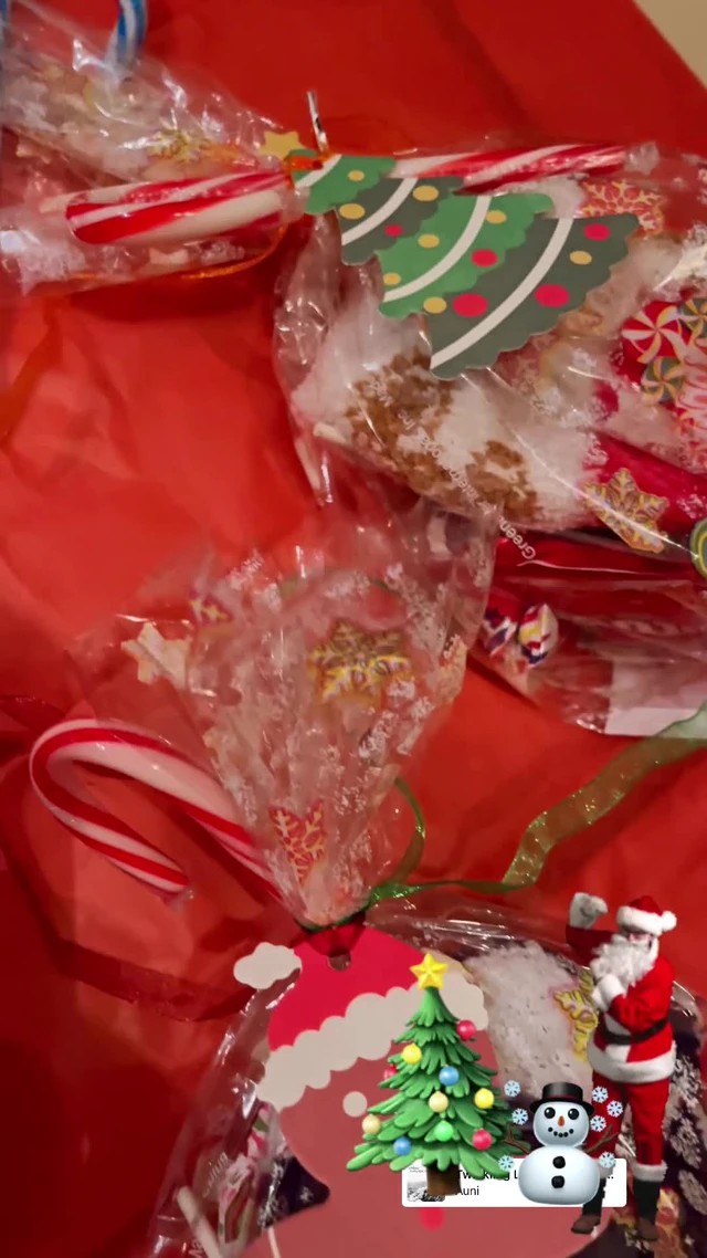 Alt view image 5 of 5 - SULOLI Christmas Gift Tags, 100 Pieces Colorful Xmas Kraft Paper Tags Hanging Labels with Organza Strings for Xmas Gift Decorations (Assorted 10 Styles)