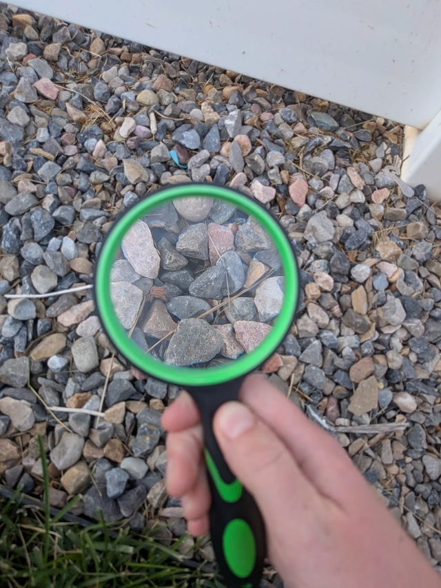 Alt view image 3 of 4 - Handheld Magnifying Glass for Seniors & Kids 75mm, 10X