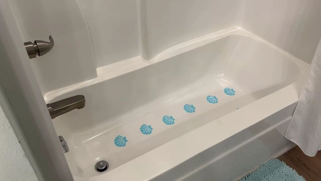 Alt view image 5 of 5 - 12PCS Shell Non Slip Bathtub Stickers with Scraper, Blue