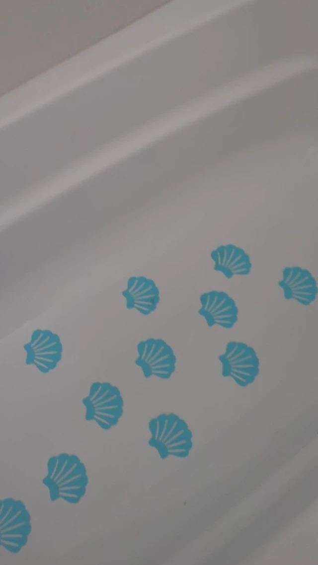 Alt view image 4 of 5 - 12PCS Shell Non Slip Bathtub Stickers with Scraper, Blue