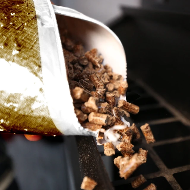 Alt view image 4 of 5 - Expert Grill Five Star Blend Wood Pellets - 20 lb