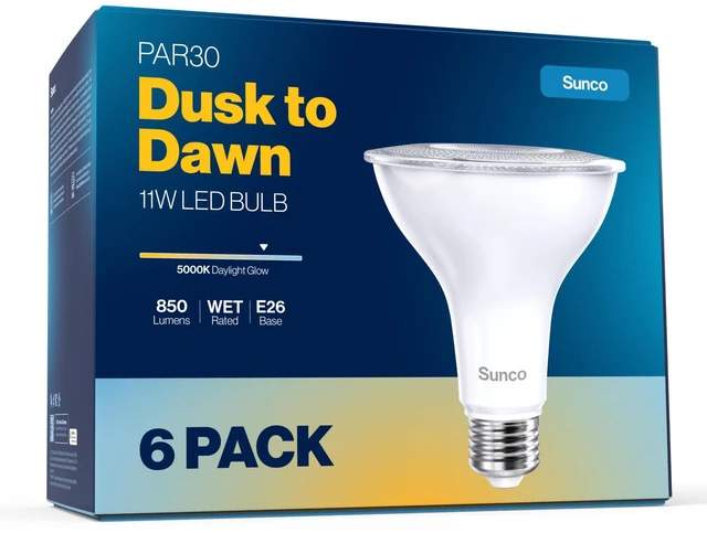 Main image of 6 Pack PAR30 LED Bulbs, Dusk to Dawn Flood Light, 11W, Non-Dimmable 850LM, 5000K Daylight, Photocell Sensor, E26, Wet-Rated Outdoor Flood Light Security, Backyard, Garage, Recessed Can Light