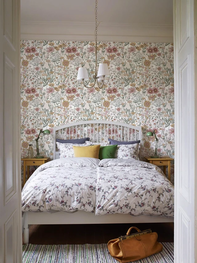 Alt view image 4 of 7 - Peel and Stick Wallpaper Daisy Floral Wallpaper 16.9in x393.7in Boho Floral Contact Paper Self Adhesive Removable Wall Paper for Bedroom Living Room Decor Vinyl Roll