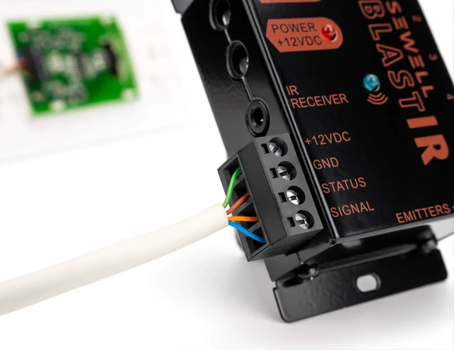 Alt view image 3 of 6 - Direct SW-29309 BlastIR In-Wall Emitter and Receiver Wall Plate Kit