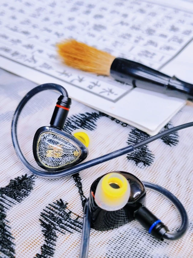 Alt view image 4 of 7 - Wan'er S.G II in Ear Monitor, Gaming IEM Earphones, HiFi Wired Earphones with 10mm Single Dynamic Driver PET Diaphragm, 0.78mm 2-Pin Tangle-Free Detachable Cable (Black, 3.5mm with Mic)