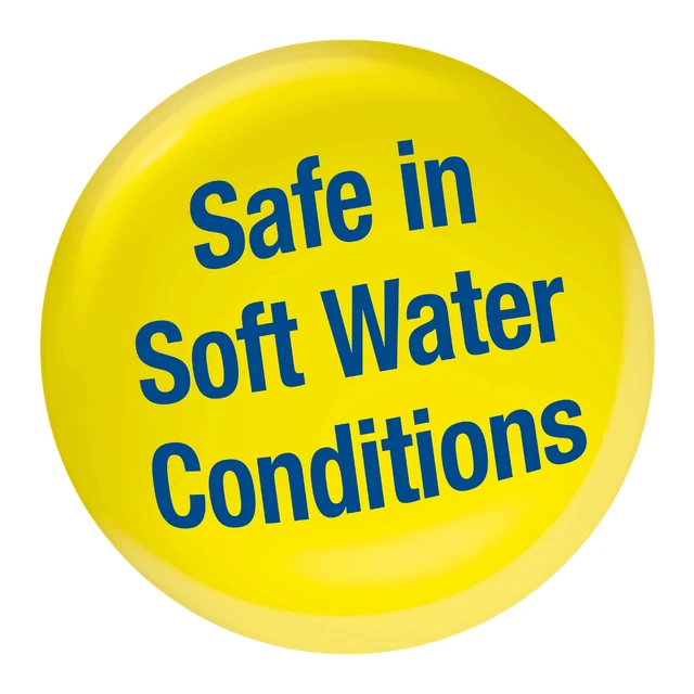 Alt view image 3 of 5 - Tetra Waterclarifier Aquarium Water Treatment, Clears Cloudy Aquarium Water, 3.38 oz.