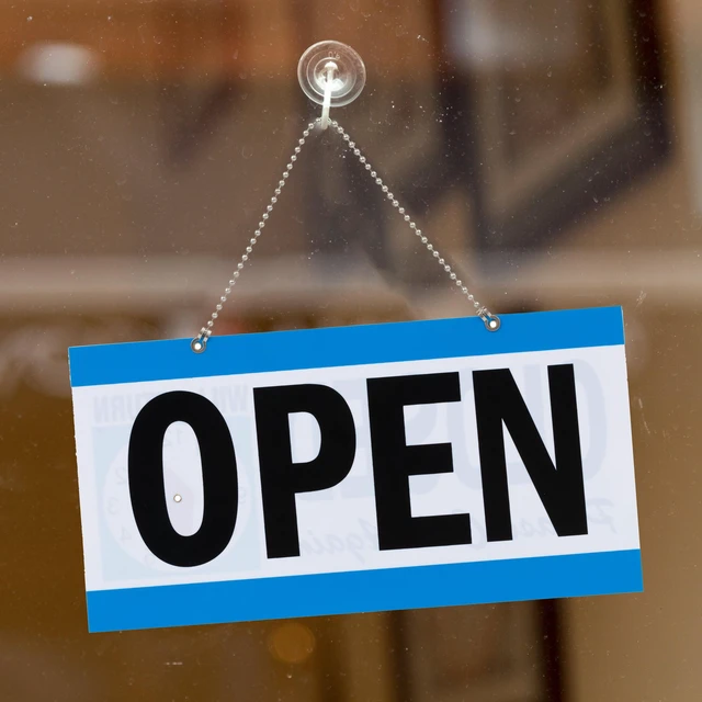 Alt view image 3 of 6 - Pen+Gear Reversible Open & Closed Sign, 5.9 x 11.4 in, Durable PP Material, Customizable Clock