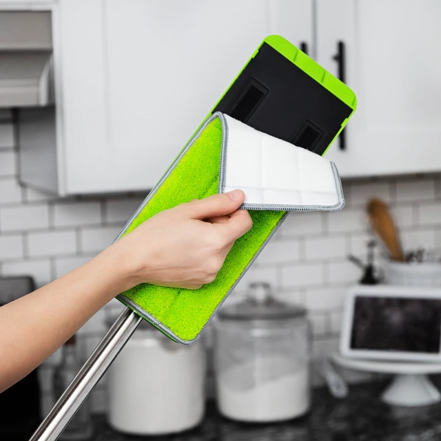 Alt view image 4 of 5 - Libman Rinse 'N Wring Microfiber Mop Refill Pad for Hardwood and Tile Floors