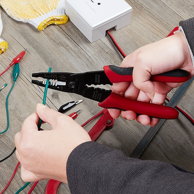 Alt view image 3 of 5 - WGGE WG-015 Professional Wire Stripper, Wire Cutter and Wire Crimper, 8-Inch