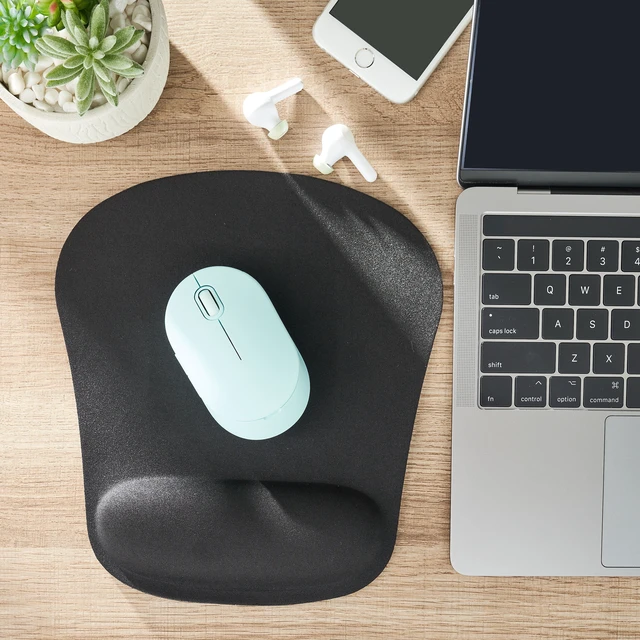 Alt view image 4 of 5 - Onn. Mouse Pad with Memory Foam Wrist Rest, Black