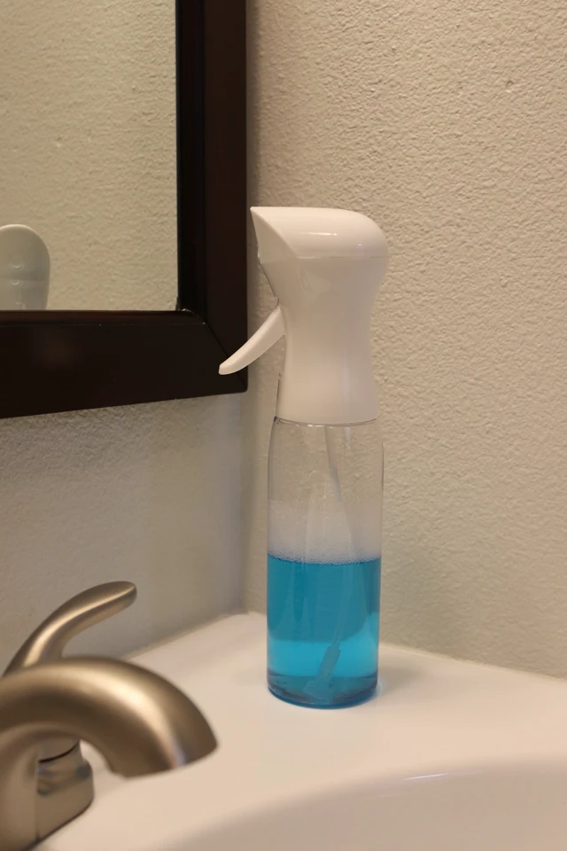 Alt view image 2 of 6 - Mainstays Plastic Mister Spray Bottle, White/Clear, 2-Pack