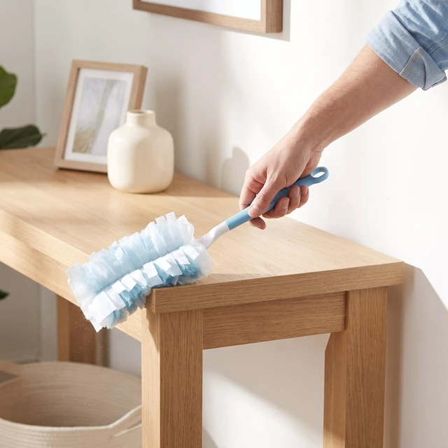 Alt view image 5 of 7 - Great Value Duster Kit with Reusable Handle and Refills