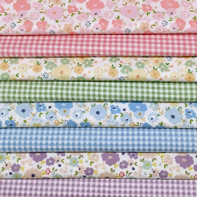 Main image of Cotton Fabric Fat Quarter Bundles for Quilting Patchwork Flowers Square 9.8"x9.8" DIY Sewing Supplies