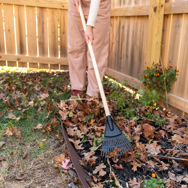 Alt view image 5 of 5 - Expert Gardener 8-Inch Wood and Poly Shrub Leaf Rake