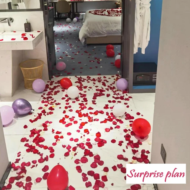 Alt view image 6 of 7 - 2200 PCS Dark-Red Silk Rose Petals for Romantic Night,Wedding,Proposal Anniversary Flower Decorations