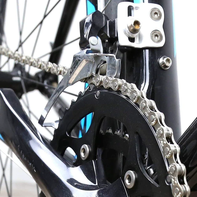 Alt view image 5 of 7 - 6/7/8 Speed Bike Chain 1/2 x 3/32 Inch 116 Links