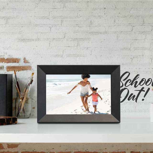 Alt view image 2 of 6 - WiFi Touchscreen Digital Photo Frame with Auto Rotation and 8GB Built-in Memory, ASHDPWM8S