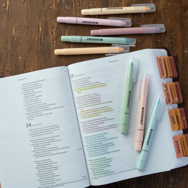 Alt view image 6 of 6 - DIVERSEBEE Bible Highlighters and Pens No Bleed Pastel