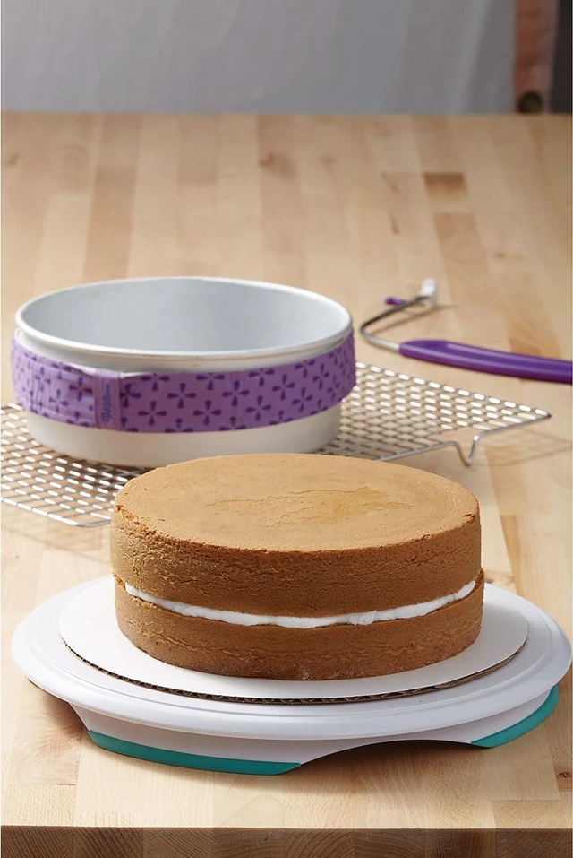 Alt view image 2 of 7 - Wilton Aluminum Round Cake Pan Set, Made Without PFAS, 9 x 2 in