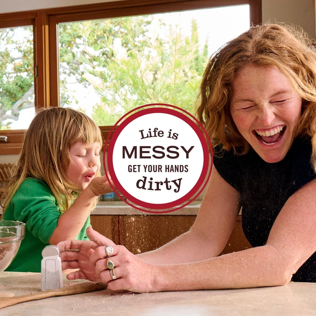 Alt view image 6 of 7 - MRS. MEYER'S CLEAN DAY Hand Soap, Daisy Scent, 12.5 Fl Oz Bottle