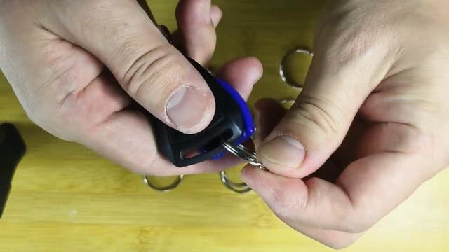 Alt view image 4 of 4 - Ring/Key Chain, 50 Pack 1 inches Split Round Metal Silver Keyring for Home/Car/Outdoor/Arts/Lanyards/CraftsKeys Organization