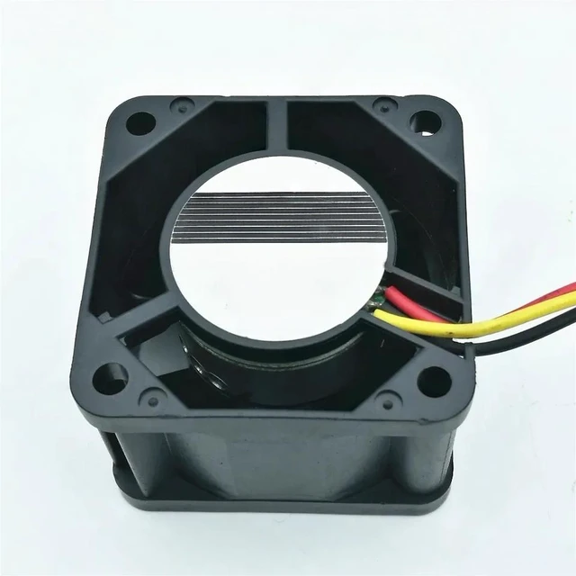 Main image of For 109P0412K3323 DC 12V 0.55A 40x40x28mm 3-wire Server Cooling Fan
