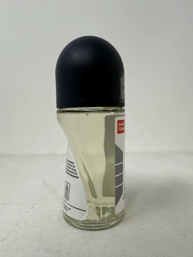 Alt view image 5 of 6 - Men Black & White Invisible Fresh Roll On Deodorant 50ml | 72H Anti-Perspirant Protection | No White Marks or Yellow Stains | Long-Lasting | Gentle on Skin | Travel Size for Men | 6-Pack
