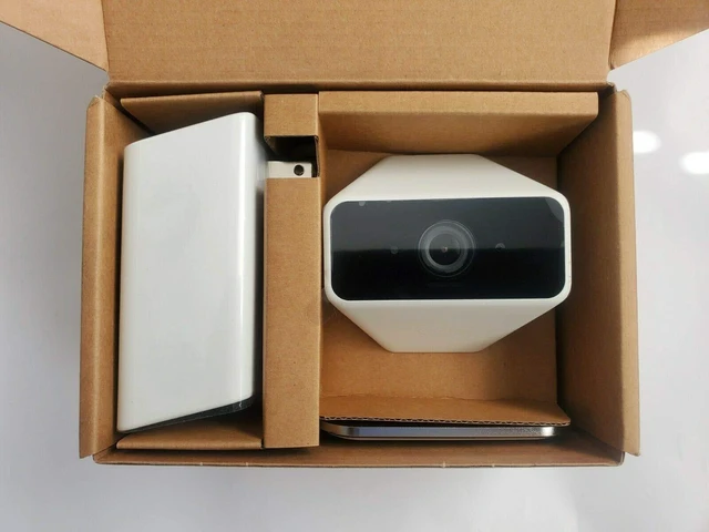 Main image of outdoor Xchc2AEW Home Wireless Security Camera 720p Hd White Model SCHX4AEW,Motion Only