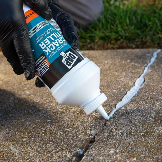 Alt view image 4 of 4 - Liquid Cement Crack Filler (Ready to Use), Gray, 32 Oz (7079837584) Wall Surface Repair Products