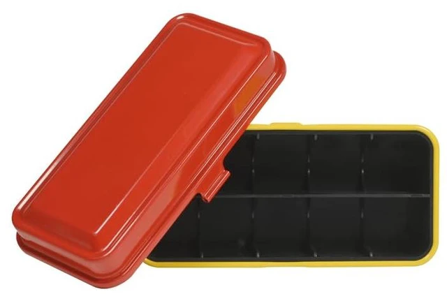 Alt view image 6 of 7 - 120/135 Film Case - for 8 Rolls of 120 Films / 10 Rolls of 35mm Films - Retro Steel Case to Sort & Safeguard Film (Film is not Included) (Red)