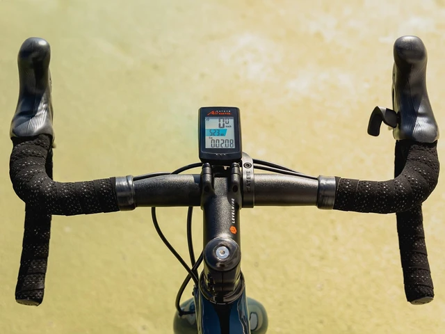 Alt view image 5 of 5 - AirGPS USB Rechargeable Bike Computer Bluetooth ANT+, GPS Bicycle Speedometer, FlexTight Mount, IPX7 Waterproof, Auto Backlight Display, Ride Upload