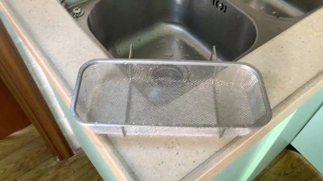 Alt view image 3 of 3 - Stainless Steel Side Sink Drain Strainer Basket, Corner Hanging Sink Strainer Colander Drain Basket, Kitchen Sink Food Waste Filter and Vegetables Fruits Clean (Silver rectangle)