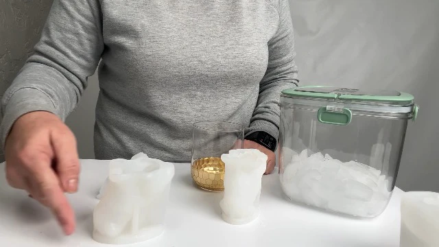 Alt view image 3 of 5 - 3D Highland Cow Ice Cube Silicone Molds Tray for Whiskey, Cocktail, Drink, Bar; Rich Details. Fun Animal Mold for DIY Taba Squishy Chocolate Soap Candle Resin Gift for Women Girls Boys; 2 Pack