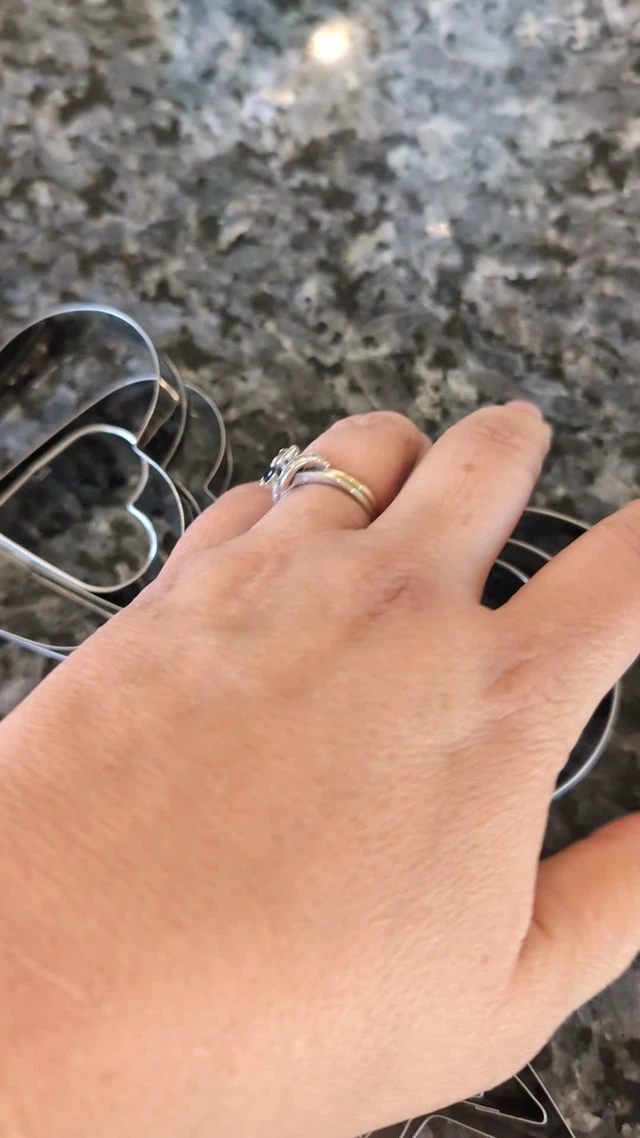 Alt view image 3 of 4 - 12 Pcs Stainless Steel Cookie Cutters Set - Heart, Flower, Round, Star