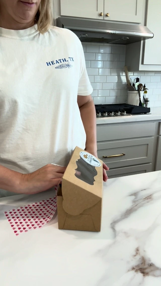 Alt view image 3 of 4 - 50 Sheets Heart Wax Paper, Sheets Food Wrapping, Deli Liner