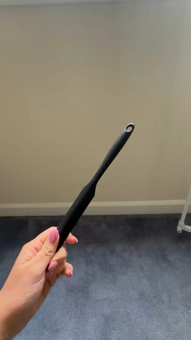 Alt view image 3 of 5 - Silicone Spatula, BPA Free & 480°F Heat Resistant, Non Stick Rubber Kitchen Spatulas for Cooking, Baking, and Mixing (1x10 inch, Black)