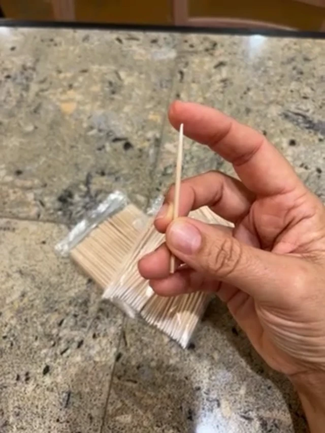 Alt view image 7 of 7 - 200PCS Precision Tip Cotton Swabs with Wooden Sticks