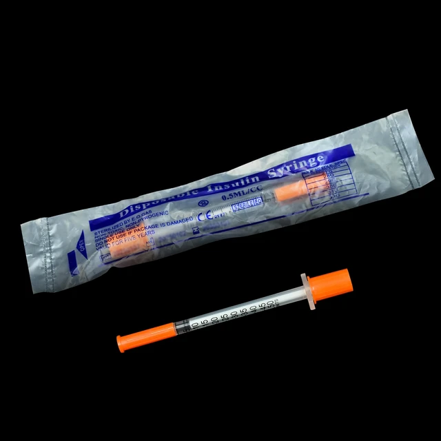 Alt view image 5 of 7 - U-100 1/2ml 31ga Disposable Syringe and 31G x 8 mm (5/16), 50Pack Lab Dispensing Supplies