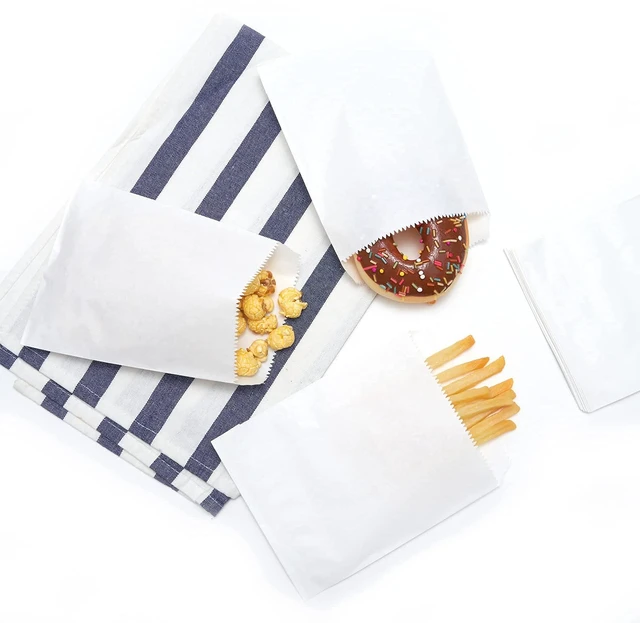 Main image of 100-pack 6x8 Inches White Kraft Paper Bags for Bakery Cookies Treats Snacks Sandwiches Popcorn Small Gift bag