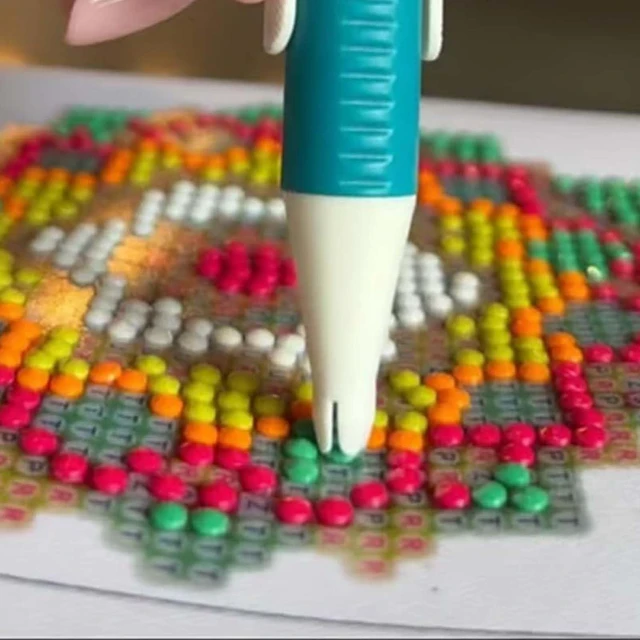 Alt view image 4 of 7 - Automatic Diamond Painting Bead Dispenser for 2.8mm Round Drills, No Wax Needed Art Pen, Ergonomic Diamond Painting Pen for Tools and Diamond Art Accessories Set